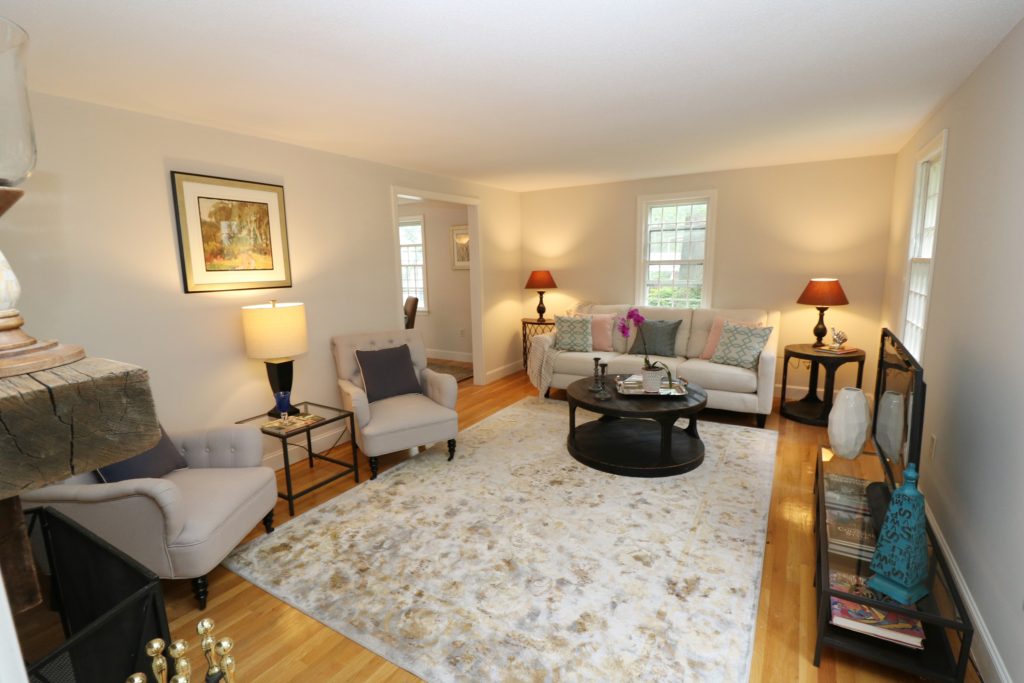 499 Waverley Road, North Andover